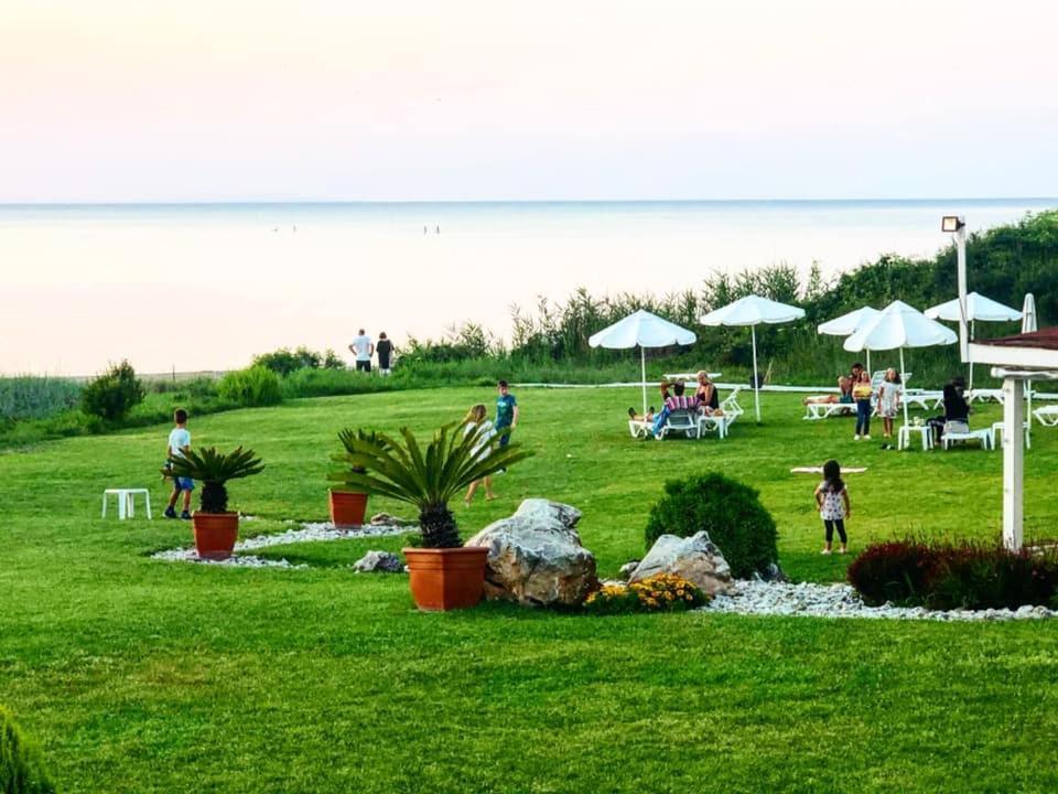 Toma'S Residence - Front Beach Tsarevo Εξωτερικό φωτογραφία