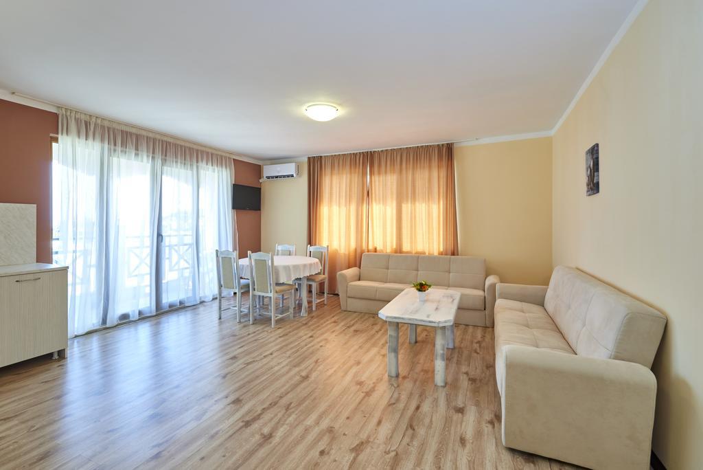 Toma'S Residence - Front Beach Tsarevo Δωμάτιο φωτογραφία